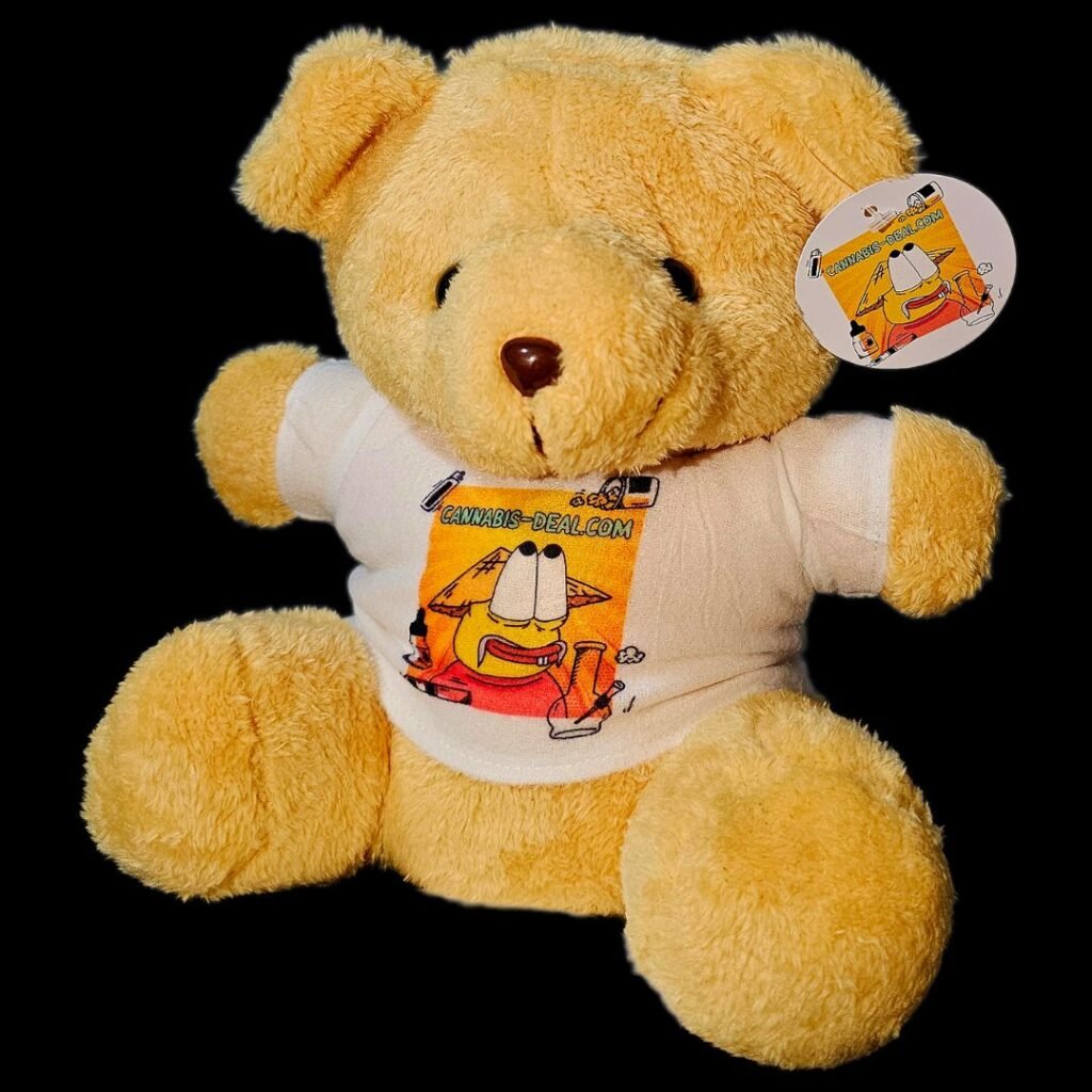 Teddy bear with t-shirt from cannabis-deal